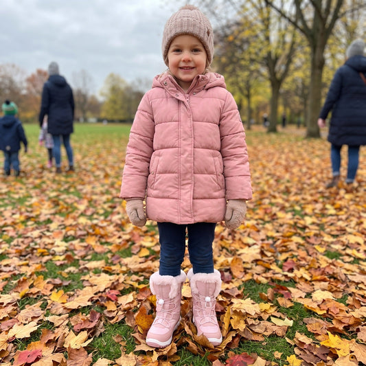 Girls' snow boots with side zipper, side view