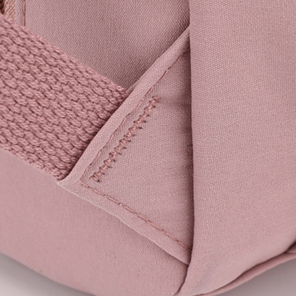 Kids laptop backpack lifestyle 2
