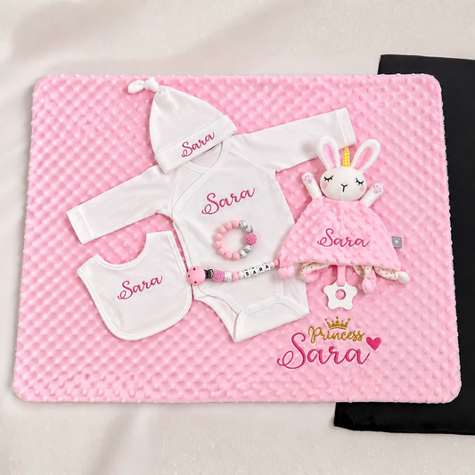 Personalised 6-piece newborn baby gift set, pink, embroidered name