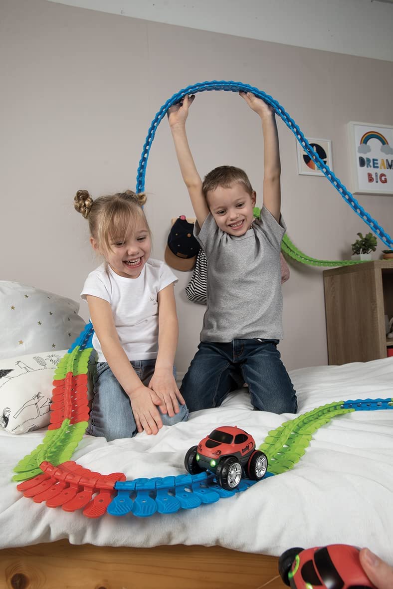 Kids race track set detail