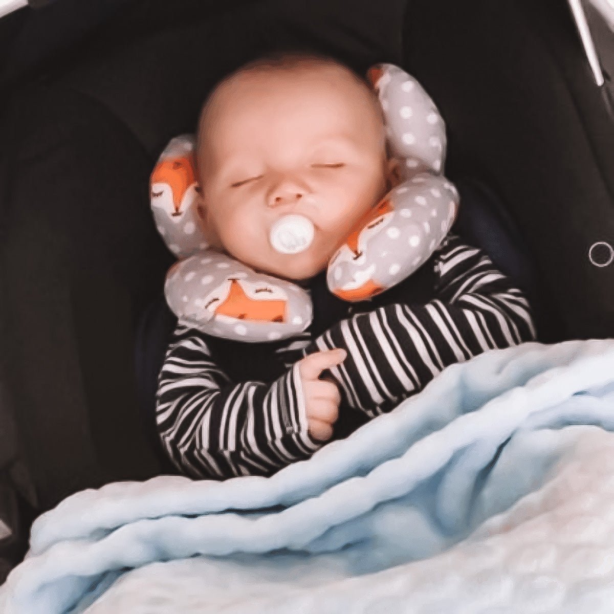Baby head and neck support pillow overview